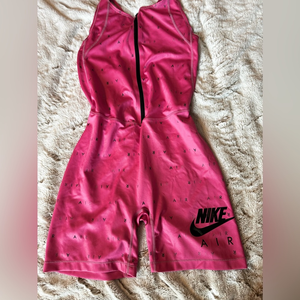 Nike pink workout jumper